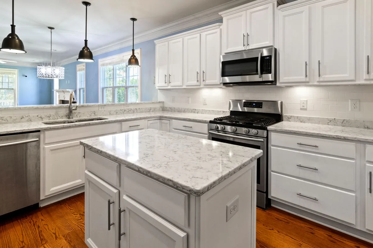 Filth & Squalor Cleanup in Weston Lakes, TX